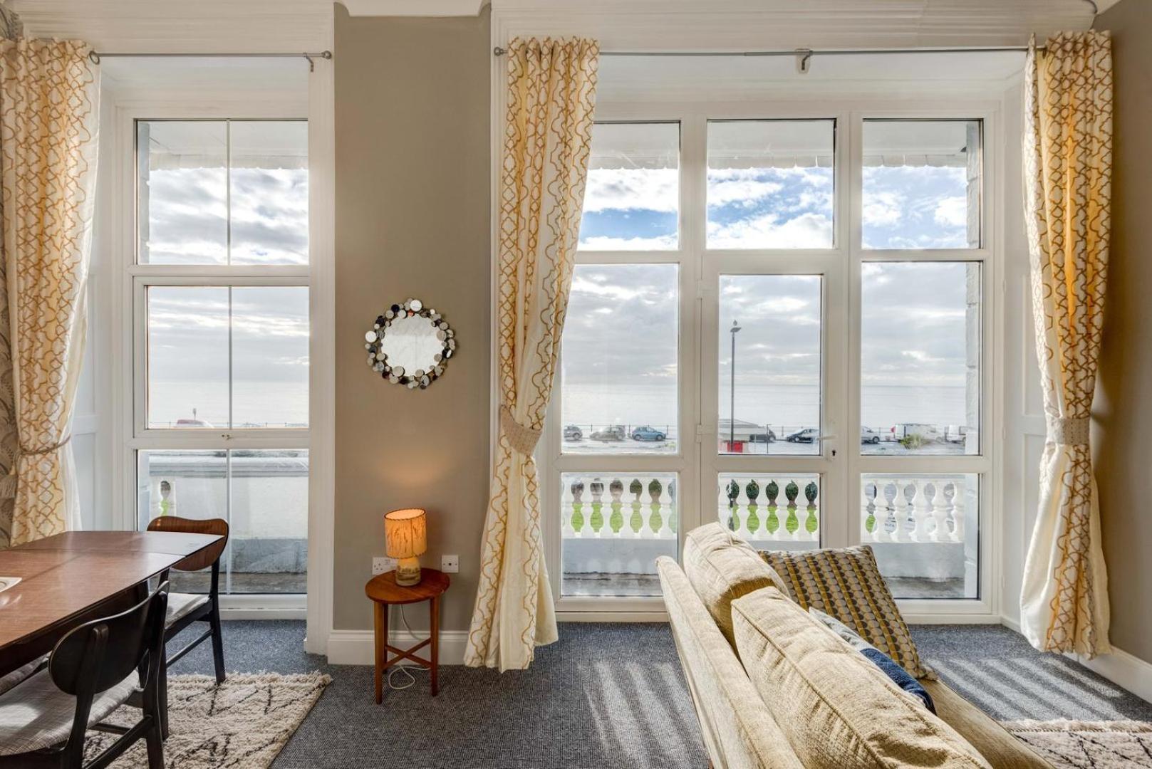 The Smugglers Retreat Appartement Hastings Buitenkant foto